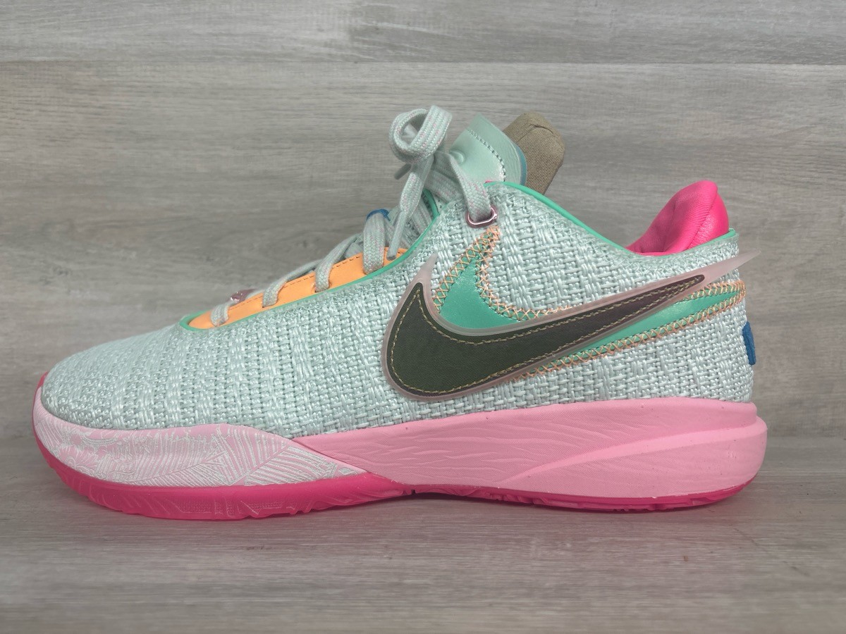 Nike LeBron 20 “Time Machine” DJ5423-300 Men's Size 9 Sneakers