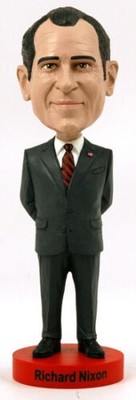 Royal Bobbles Presidents Richard Nixon bobblehead figure 010306