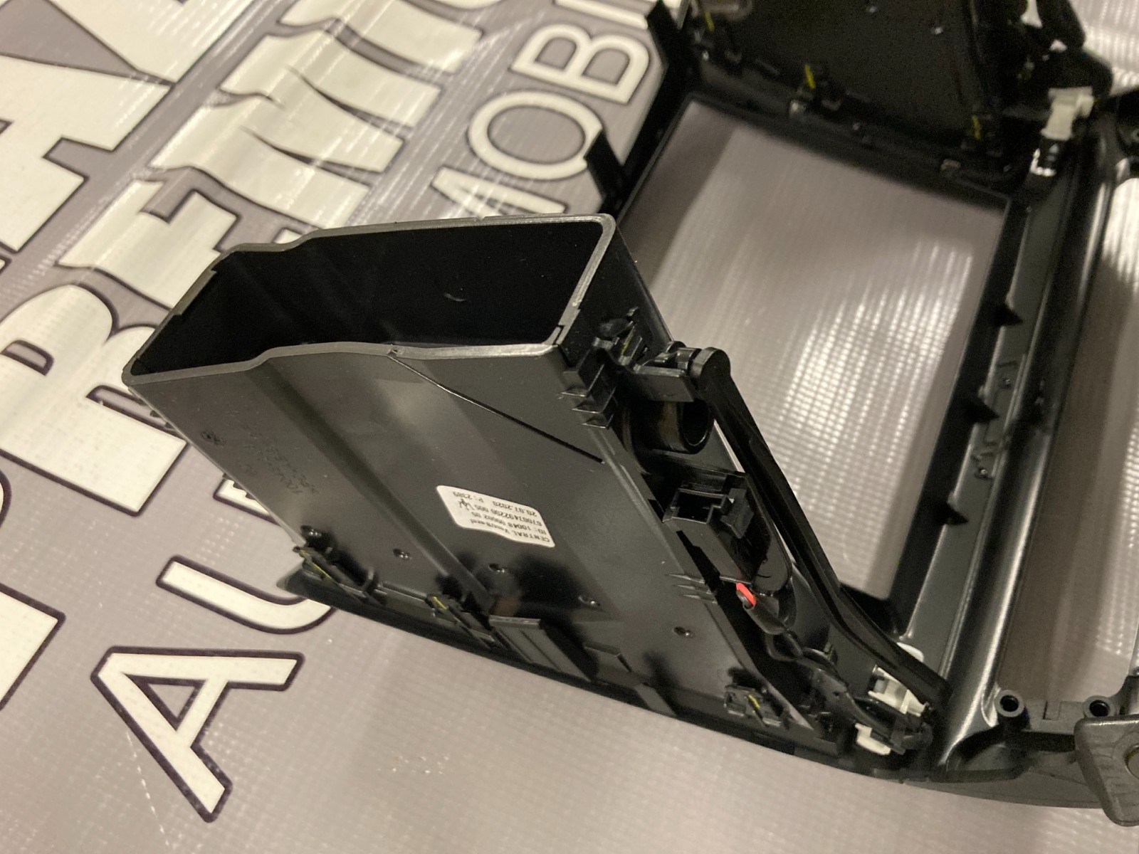OEM Maserati Central Dashboard Trim Plate, Levante, 670074922
