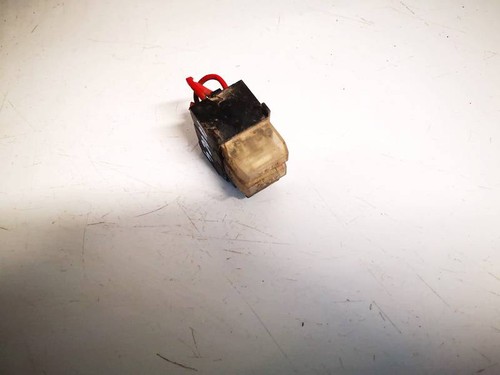 Sicherungen  Toyota Yaris DE2411437-50