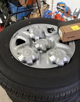 Kit de llantas Yokohama , con sus aros , y cubos , R 18 245/75 todo Nuevo 