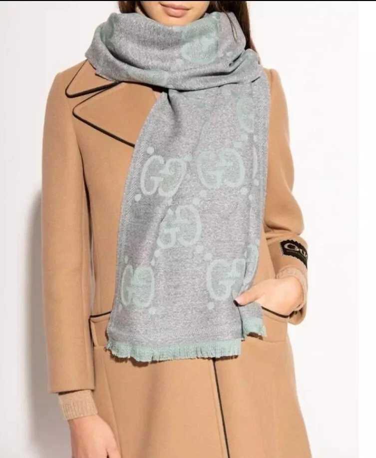 Authentique écharpe GUCCI logo GG « Lady Nest Lux »   Aqua/Gris/Argent   Neuve avec étiquettes