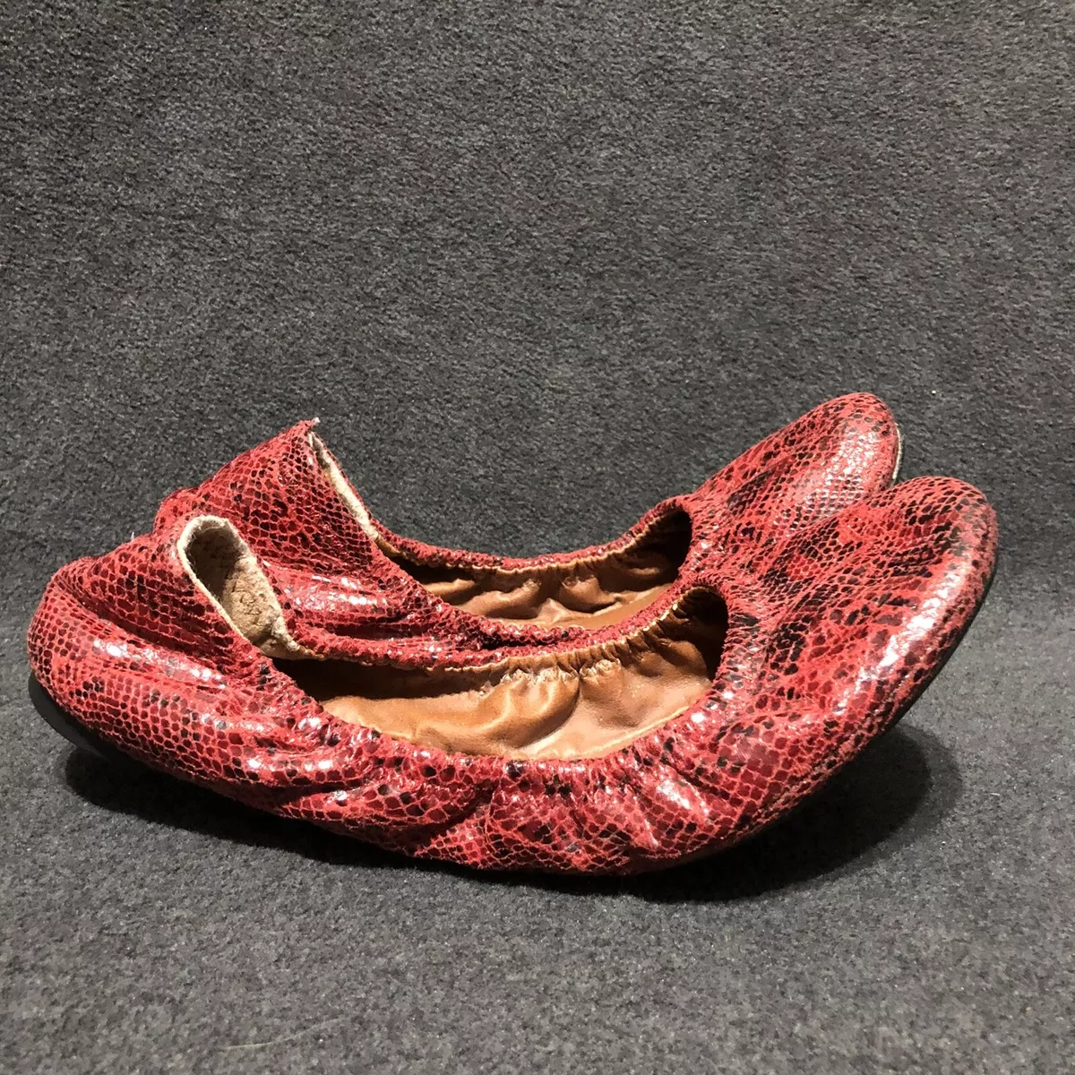 Lucky Brand Shoes Women s Size 8.5 Emmie Ballet Flats Red Snake