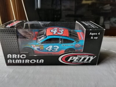 Aric Almirola 1/64 2014 #43 STP Ford Fusion