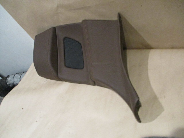 Ferrari 458 Italia- RH Lateral Trim (Dark Brown) - P/N 81903100