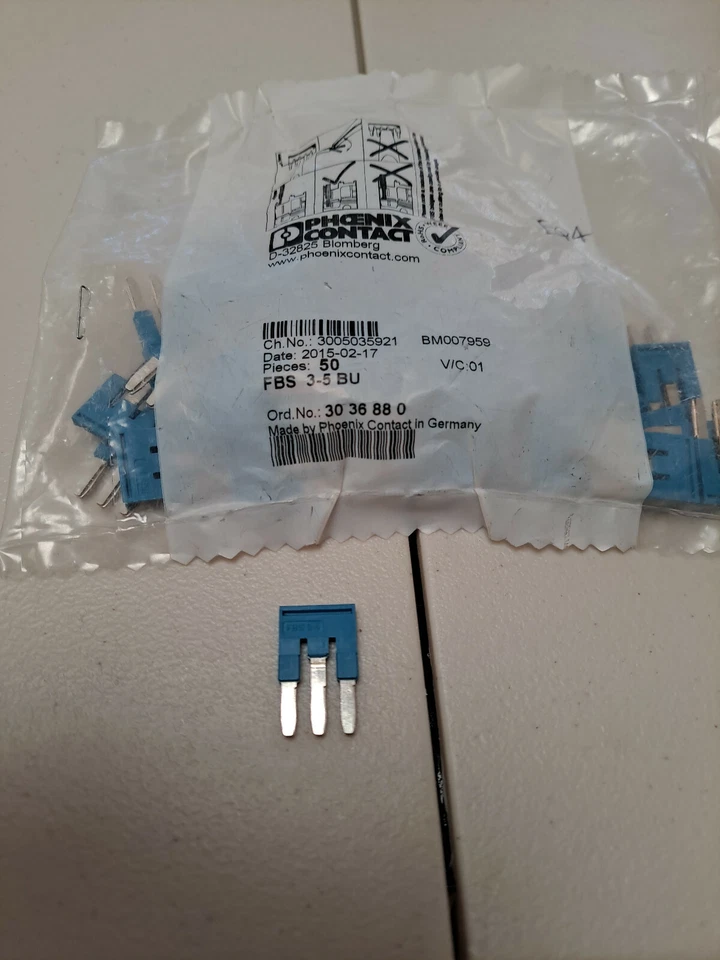 Phoenix Contact Standard Bridge Blue 5.2mm 24 A 3 Pos Standard, 10 Pcs, 3036880 - Image 2 of 2