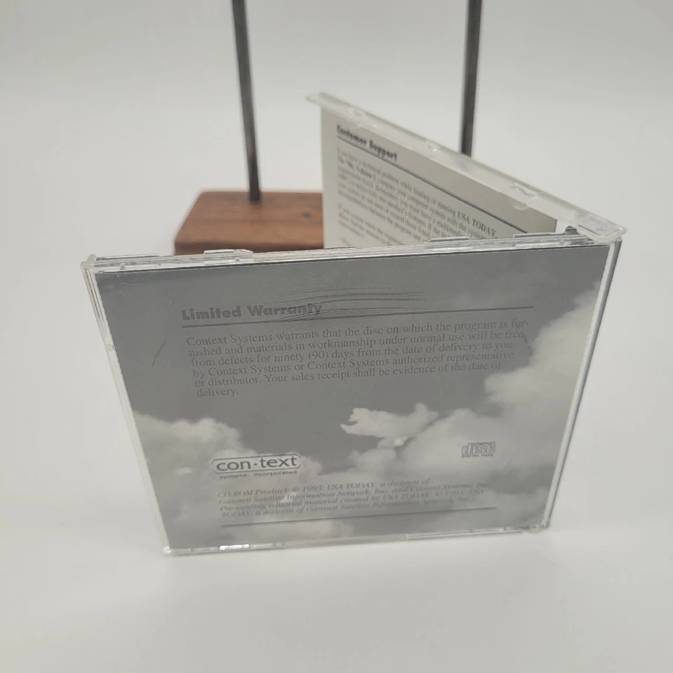 USA Today The '90s Volume 1 One CD-Rom Disc Multimedia Time Capsule Ships Quick - Image 4 of 4