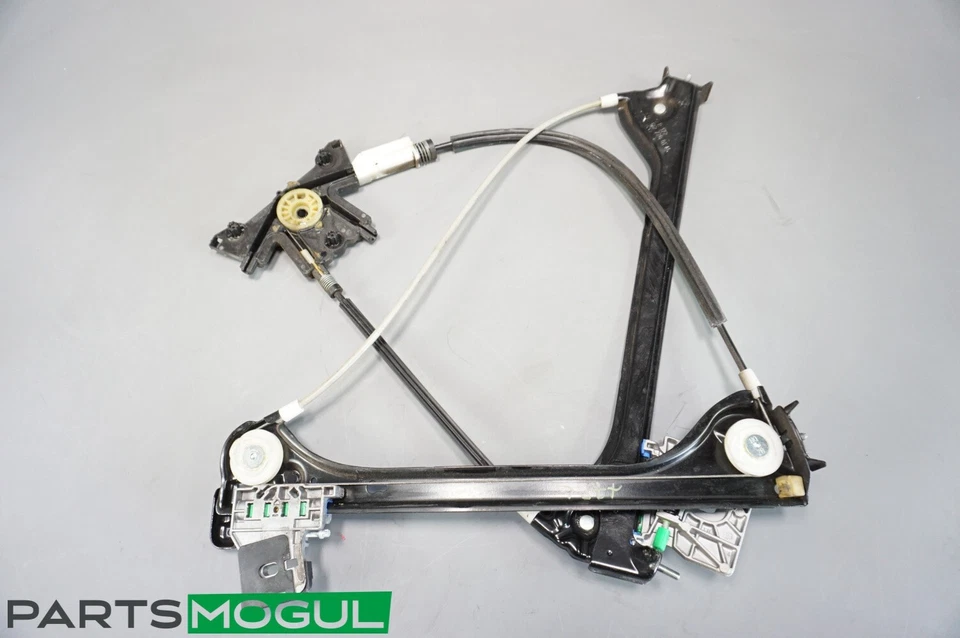 12-20 Mercedes R172 SLK250 SLC300 Left Driver Window Regulator Motor OEM - Image 2 of 4