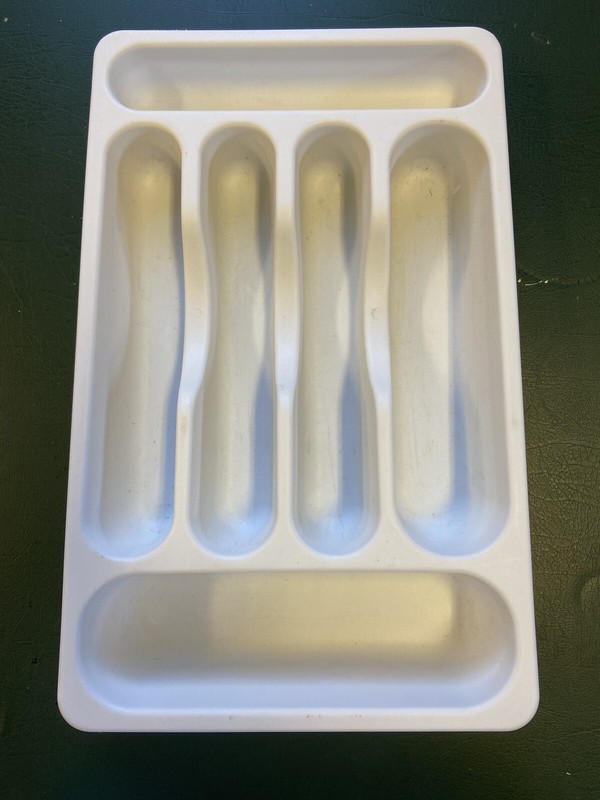 STERILITE CUTLERY TRAY WHITE - 6 C0MPARTMENTS  #1570---- NEW