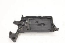 VW Passat B8 Batteriefachauflage Batteriehalterung 5Q0915331J