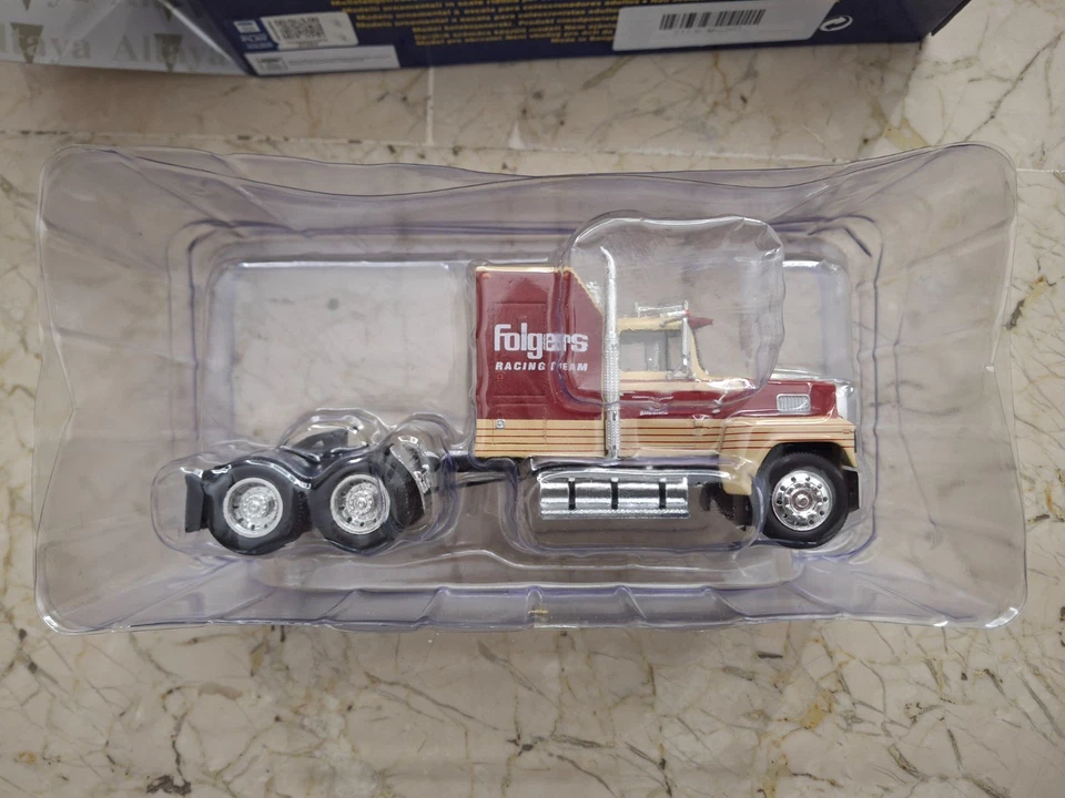 Camión americano Ford LTL 9000 de Folgers Racing Team a 1/43 - Imagen 3 de 3