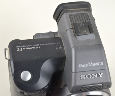 Sony Mavica MVC-FD95 2.1MP Digital Camera - Black & Metallic gray