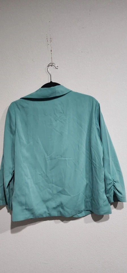 Куртка блейзер Xhilaration женская L зеленая с открытыми передними карманами офисная - Изображение 3 из 4