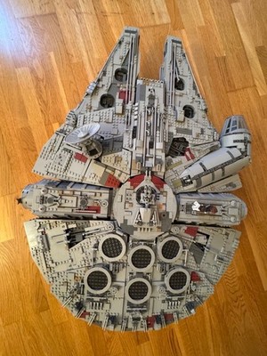 LEGO Star Wars: Ultimate Collector Series Millennium Falcon (75192) mit OVP