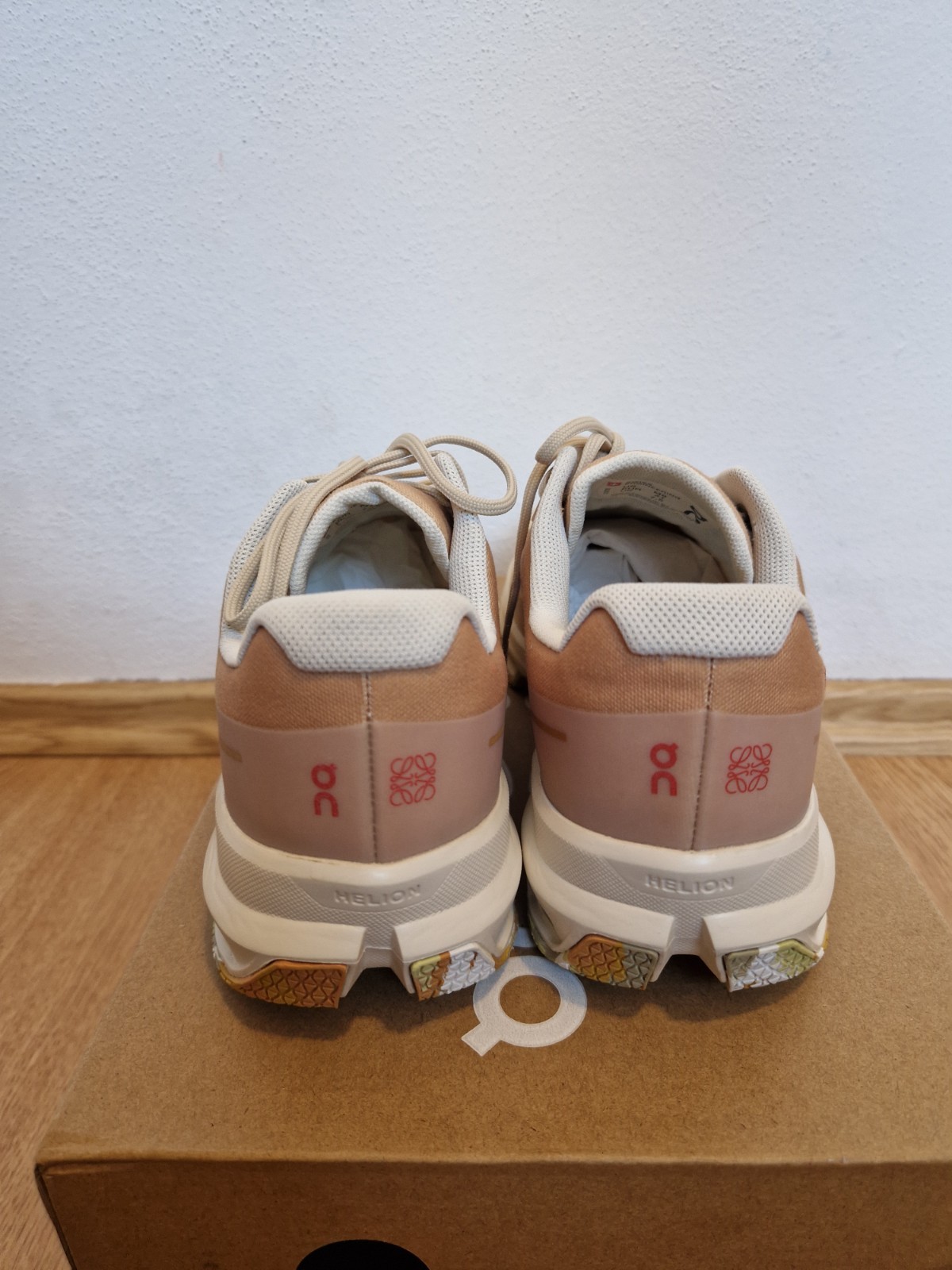 Size 8 - On Cloudventure x LOEWE Gradient Orange image 4