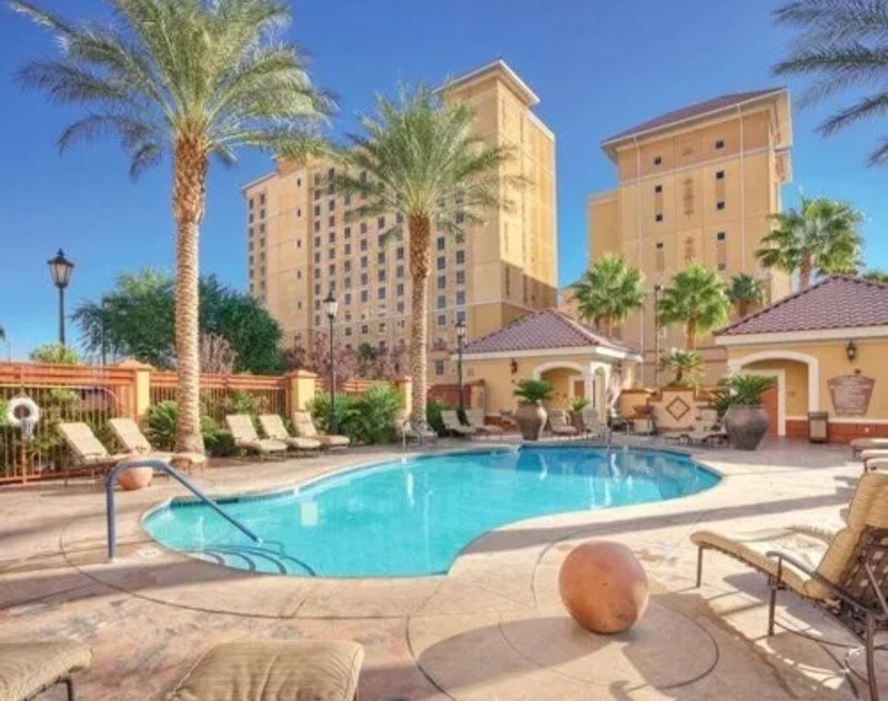 WYNDHAM  SHELL VACATION CLUB POINTS - ANNUAL 320,000 POINTS