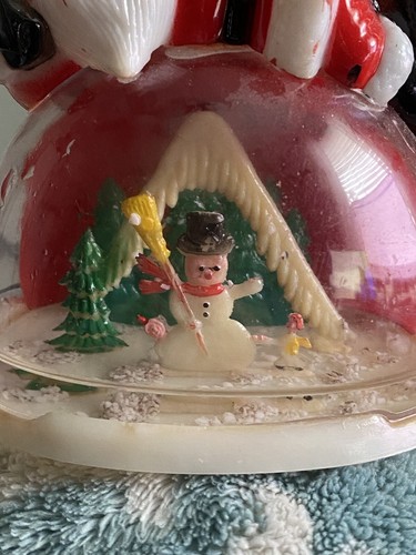 Vintage Plastic Santa Laying On Top Of Snow Globe - Picture 2 of 5