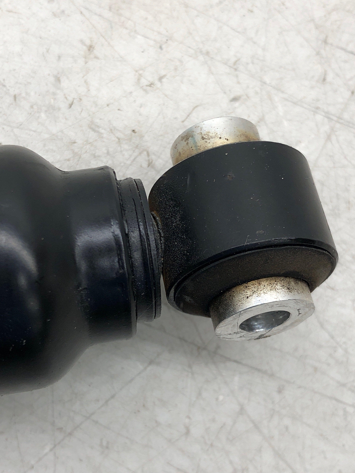 2019-2023 ASTON MARTIN VANTAGE 4.0L TRANSMISSION DAMPER SHOCK MY63-209322-AA OEM