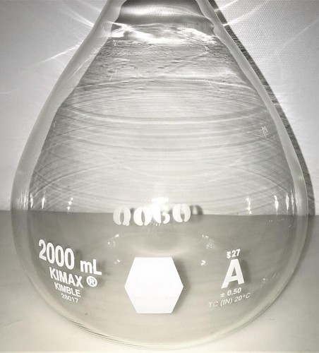 Kimble 28017-2000 KIMAX Volumetric Flask with Stopper, Class A - 2000mL - Picture 2 of 3