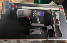 Dyson V10  Aspirateur Gris Aspi Balai sans Fil 2 Batterie 