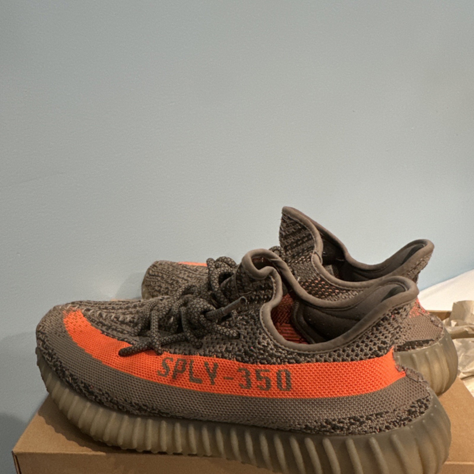 adidas Yeezy Boost 350 V2 Beluga Men's US 11 thumbnail 2