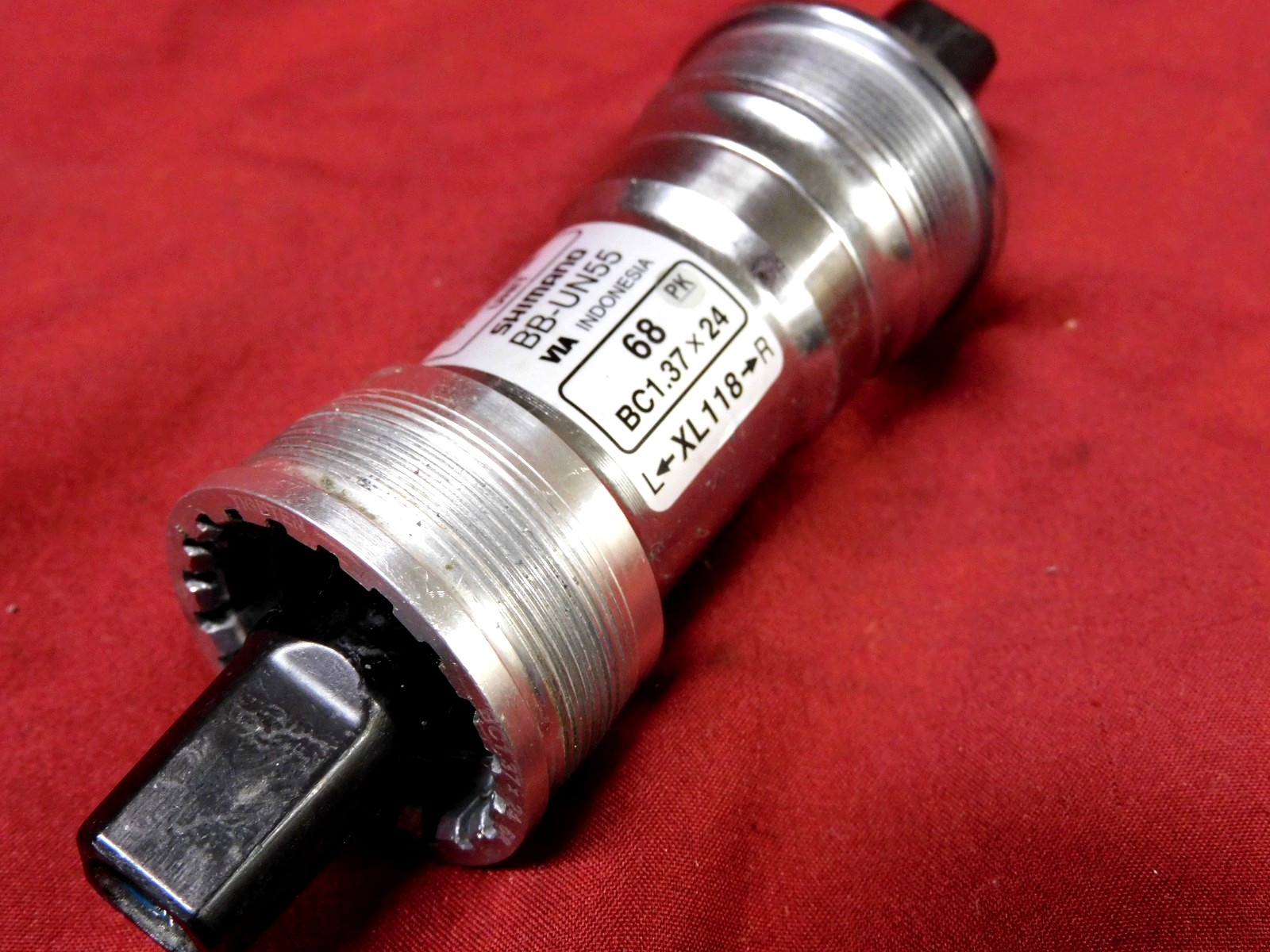 1991 Shimano BB-UN55 Sealed Cartridge Square Taper 68 x 118 mm Eng. 1.37" x 24