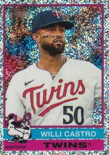 2025 Heritage - Willi Castro #73 Silver Sparkle Chrome Refractor - Twins