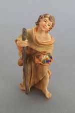 Hirte mit Stock und Pilze für Krippenfiguren Größe 10 cm - 11 cm WN