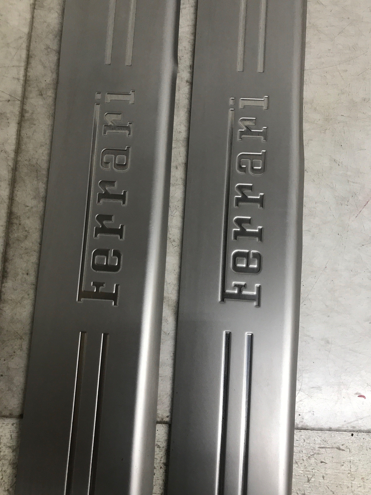 2017-2020 FERRARI GTC4LUSSO LEFT RIGHT DOOR SILL SCUFF PLATE PANEL SET 86874300