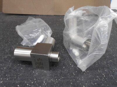 LOT OF 2 ITT PURE FLOW 1 1/2'' x  1 1/2'' x 3/4'' SS HEAVY DUTY TUBE UNIT