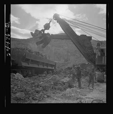 Photo:1930s Mining Excavator Loading Ore Truck Quarry Workers