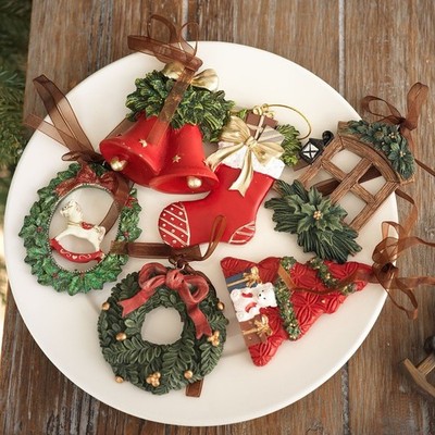 Vintage Stil Harz Feiertag Ornamente Set mit 12 Weihnachtsbaum Design Stücke