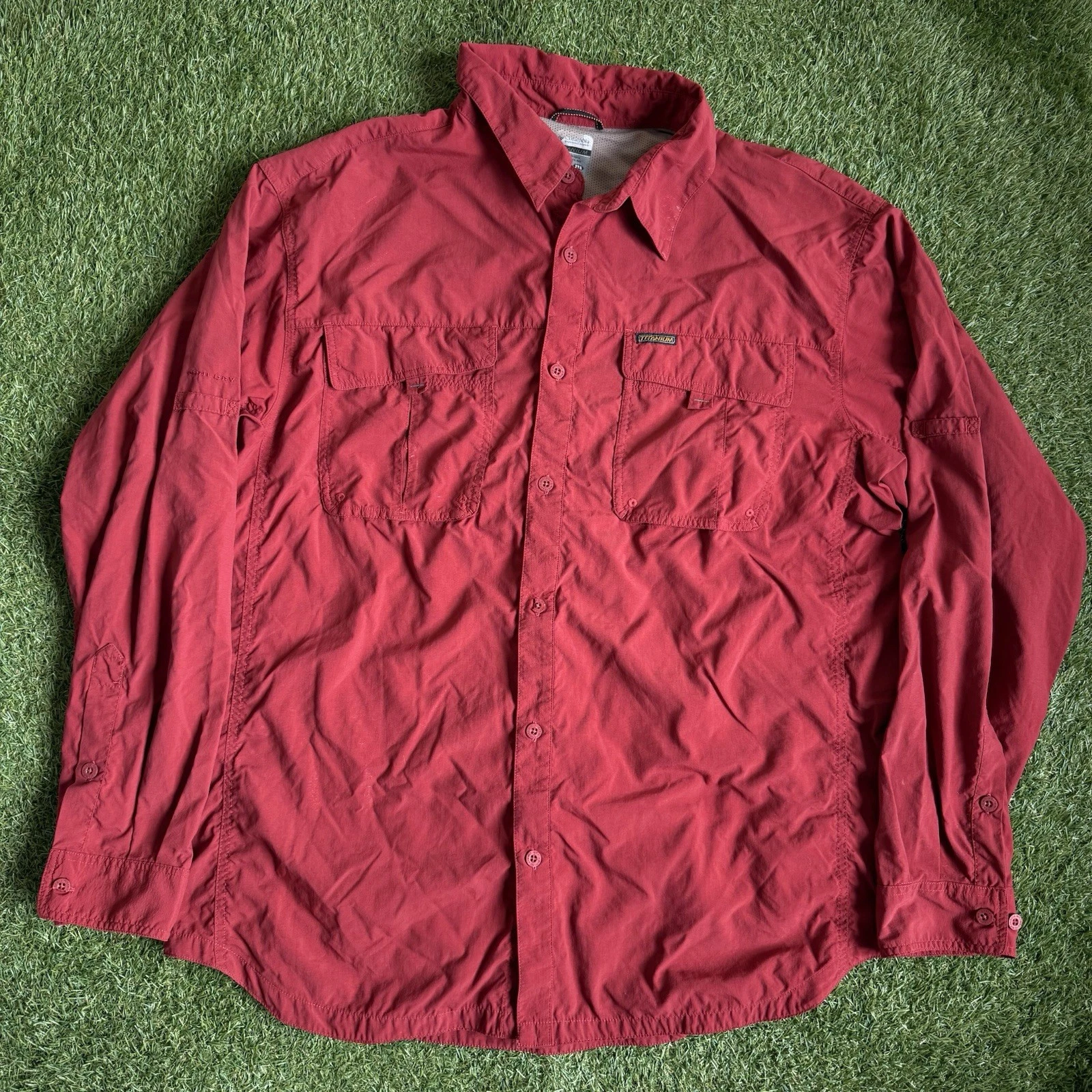 Columbia Button Up Shirt Titanium Nylon Dark Red Mens 2XL Outdoorwear Hiking
Opens in a new window o