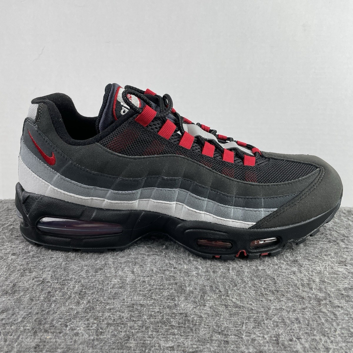 Nike Air Max 95 OG LFC 'Liverpool Big Bubble' Men's Sz US 11.5