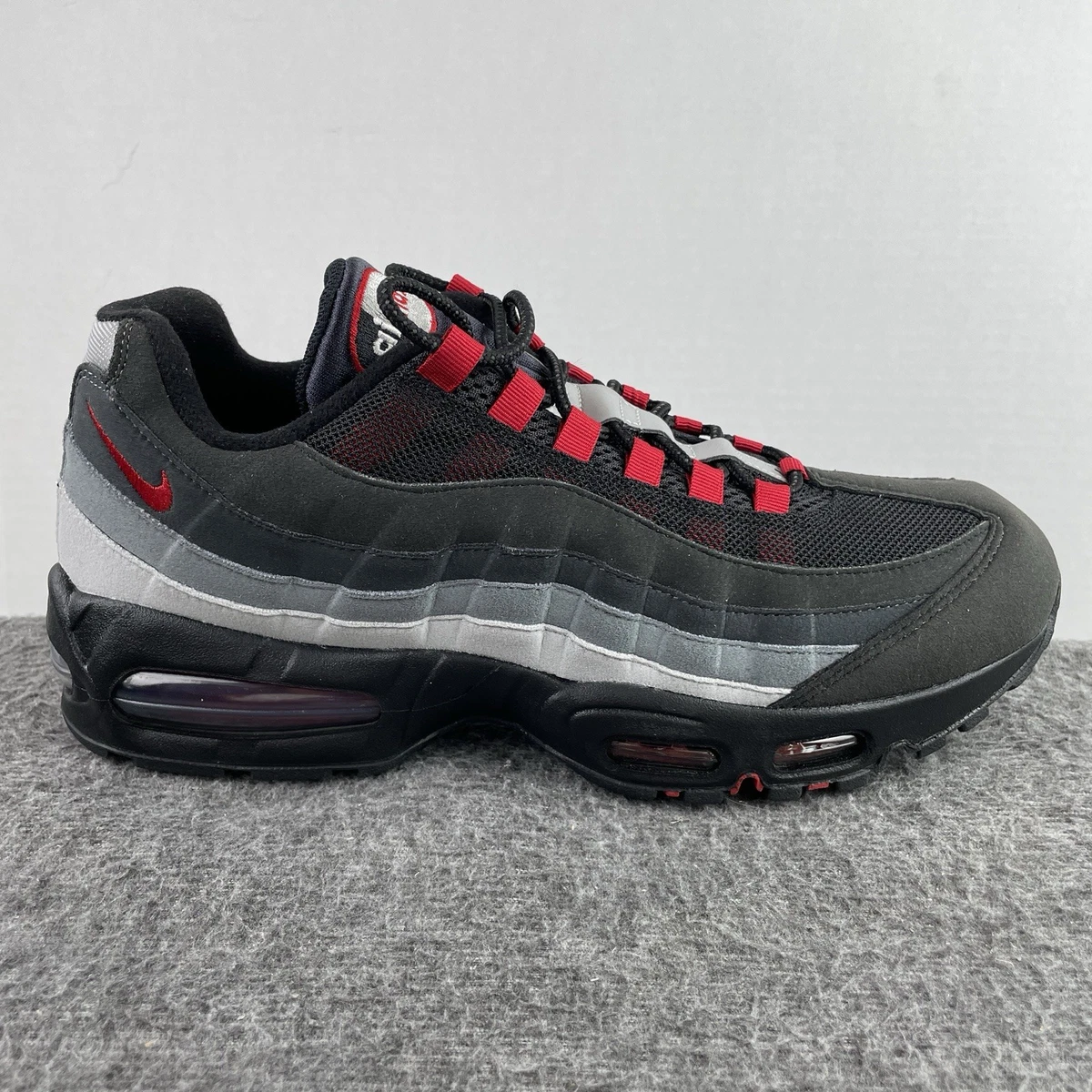 Liverpool F.C. x Nike Air Max 95 OG You'll Never Walk Alone for