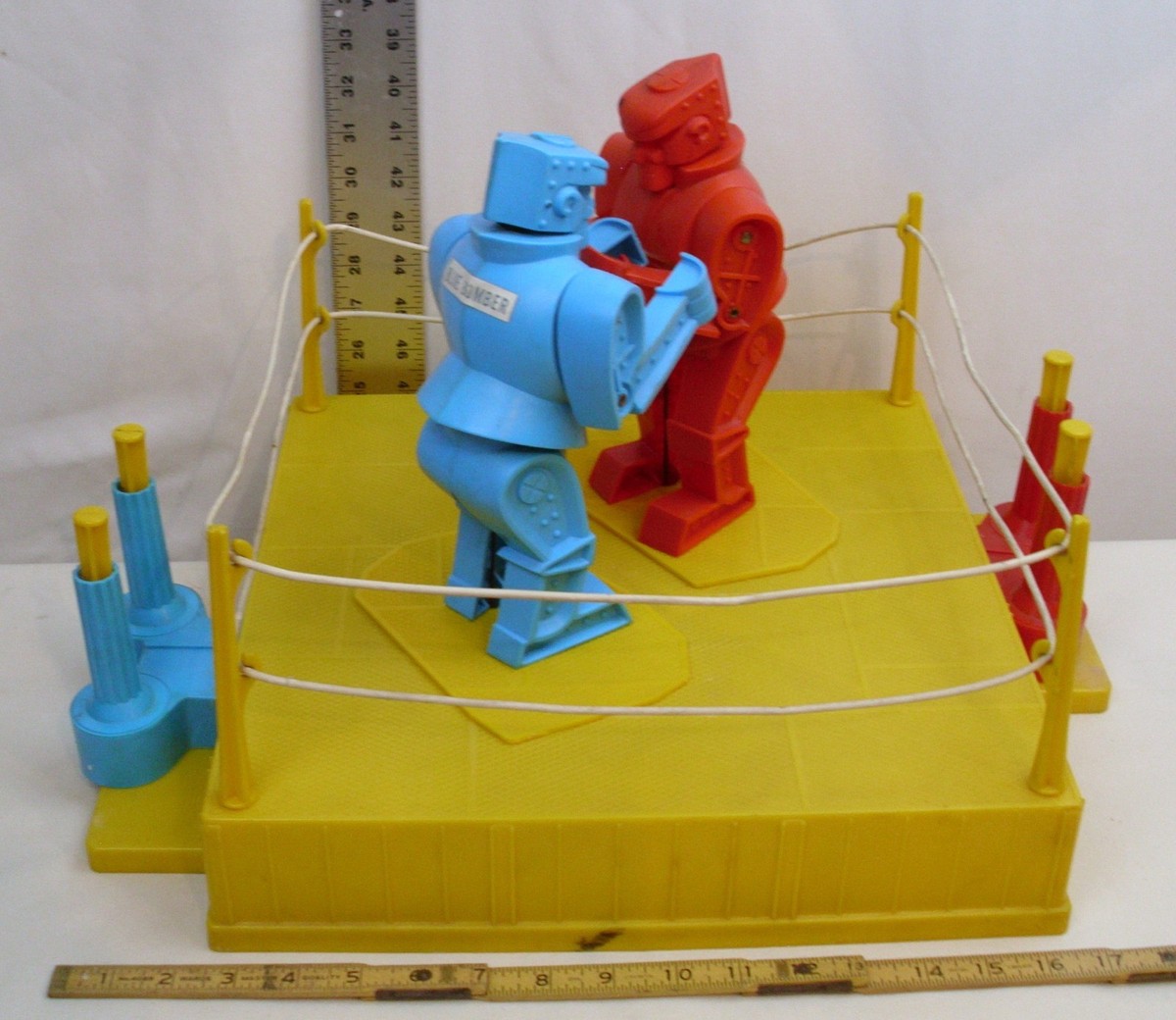 MARX ROCK'EM SOCK'EM ROBOTS BOXING SET 1966 WORKS COMPLETE