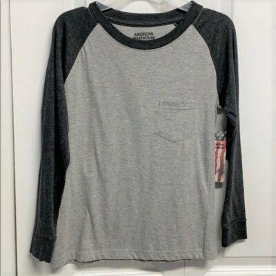 American Warehouse Black Gray Pocket Long Sleeve Tee Shirt Childs Size M New
