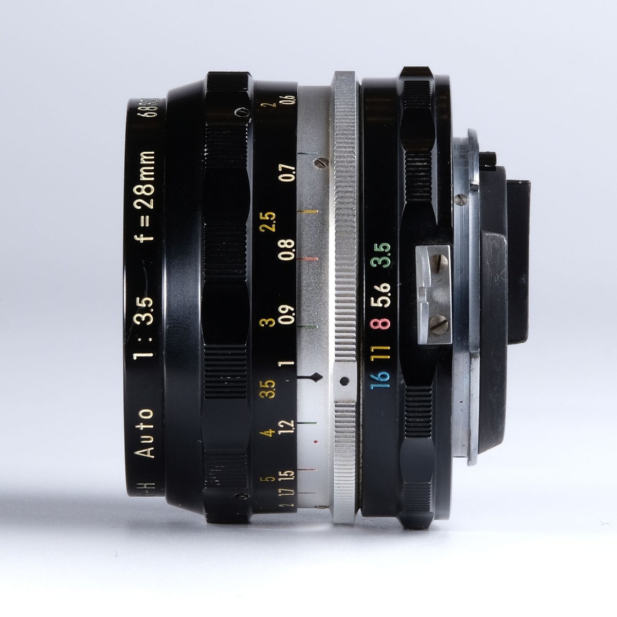 超美品 NIKON ニコン NIKKOR-H 28mm F3.5 M367 Nikon Nikkor-H Auto 28mm F3.5 – ねりま中古カメラきつね堂