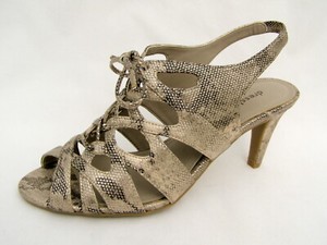 dress barn sandals