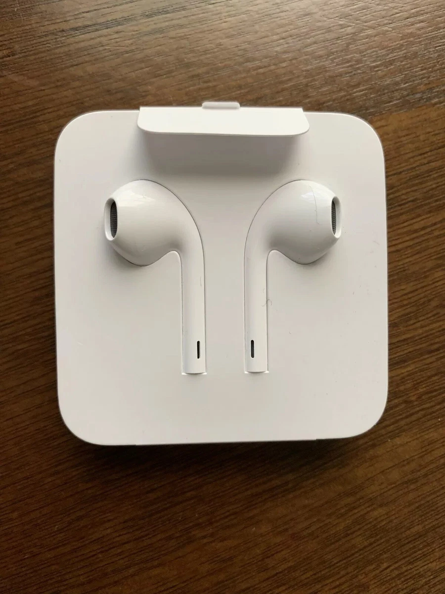 Apple Earpods Lightning Connector