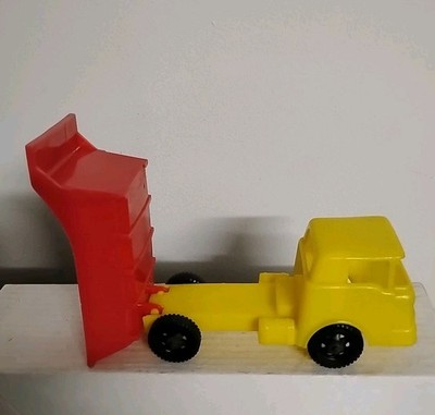 VINTAGE PROCESSED PLASTIC CO AURORA IL 7  DUMP TRUCK TOY USA MADE Rolls Freely 