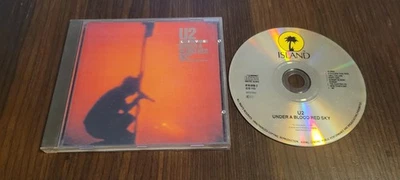 Album CD U2 under a blood red sky Live pop rock - Photo 1/3
