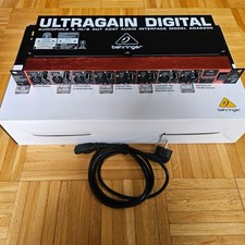 Behringer ADA 8200 Ultragain Adat Audio Inter...