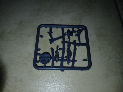 warhammer 40k Chaos Predator Games Workshop - Picture 4 of 6