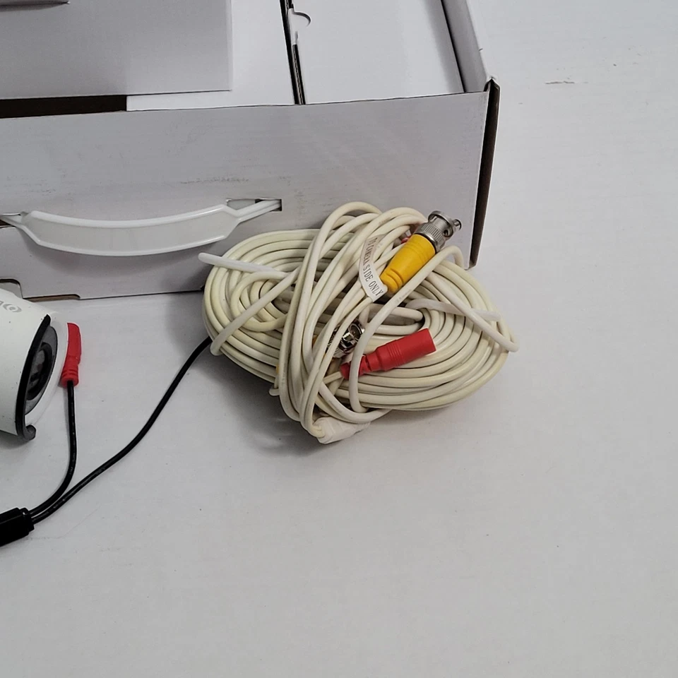 4 LaView LV-CBA3213 HD 1.3 MP Sensor 1000 TVL Analog Infrared Day/Night Camera - Image 4 of 4