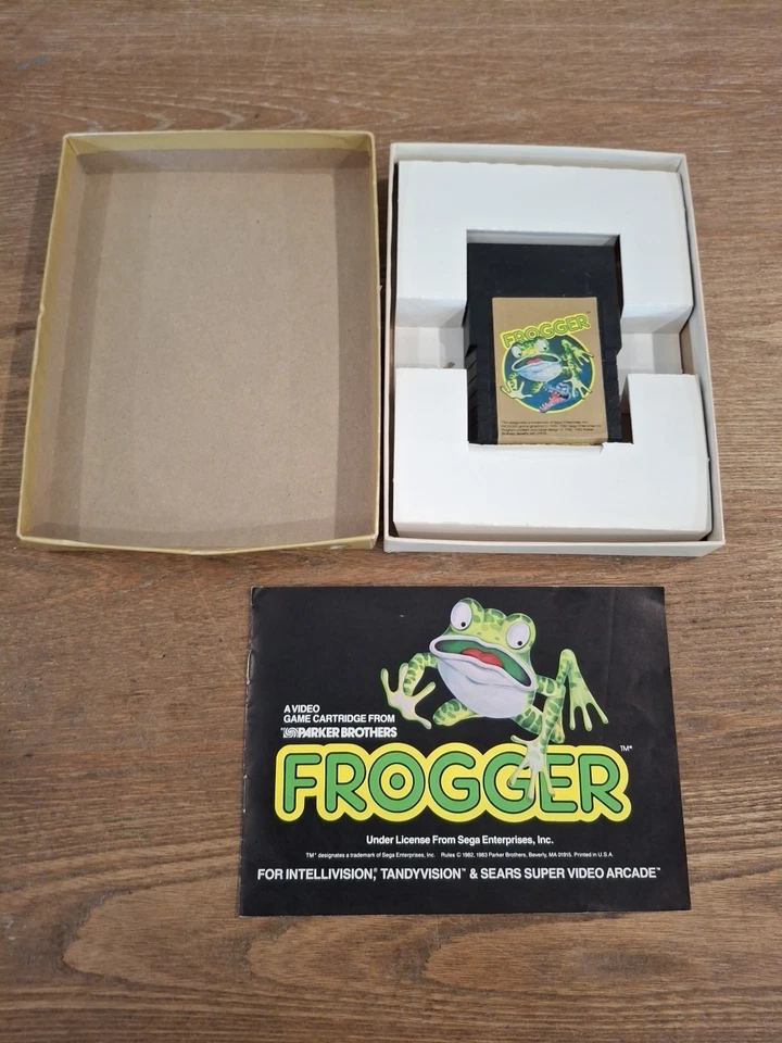 Intellivision Frogger with Box and Manual EUC - Image 3 of 4