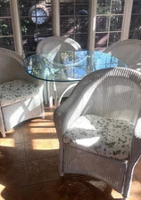 Gorgeous White Wicker Sunroom Set Of 12