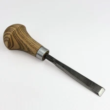 Relief Carving Chisel – Forged 10mm Blade, Ash Handle, Fine Detail Carving.