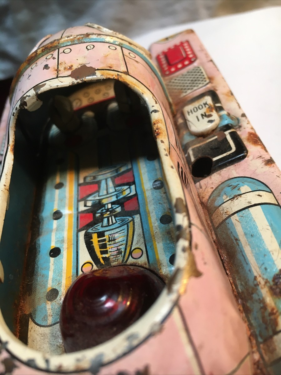 Extremely rare Made In Japan tin litho friction space tank M Extremely rare Made In Japan tin litho friction space tank M