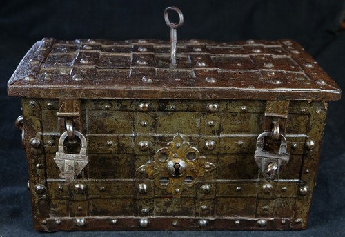 COFFRET COFFRE EN FER CAISSE DE GUERRE 2 CADENAS GRAVÉS ALLEMAND INTACT 1650 - Photo 3/22